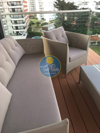 Espectacular apartamento casi a estrenar ubicado cerca a la playa brava