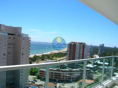 Apartamento en alquiler TEMPORAL 2027  , Playa Mansa, Punta del Este. Espectacular estado