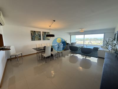 DIVINA PLANTA EN PLAYA BRAVA FRENTE AL MAR 2 SUITE CON SERVICIOS