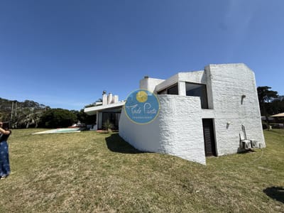 FRENTE AL MAR CHALET EN ALQUILER ANUAL Y TEMPORADA, 4 DORMITORIOS