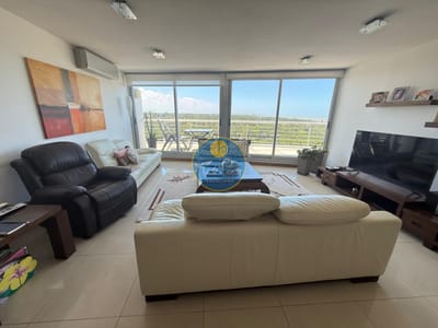 TRES SESENTA VENTA EN PUNTA DEL ESTE 3 DORMITORIOS DUPLEX