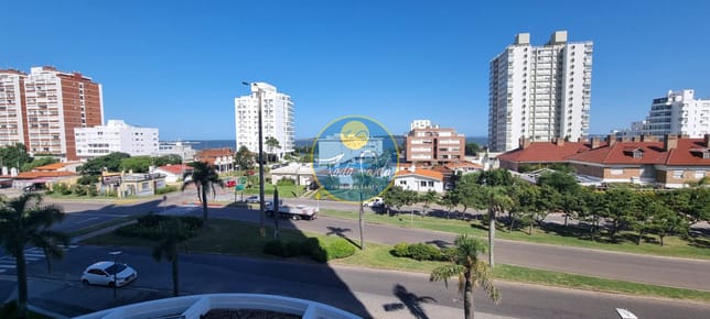 Apartamento en ART BOULEVARD, Mansa, Punta del Este, 2 Dormitorios.
