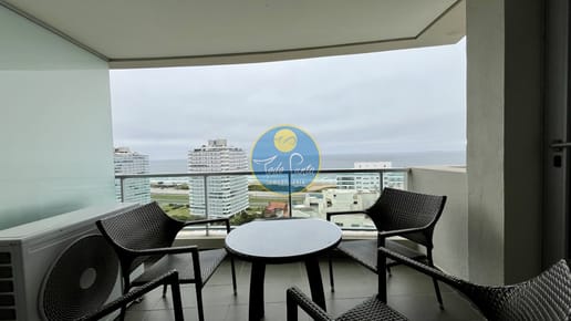 Venta apartamento tres dormitorios Punta del este playa Brava edificio Wind Tower