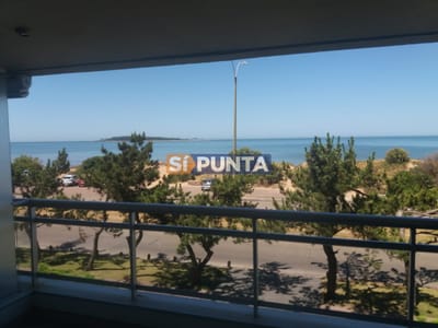 PUNTA DEL ESTE MANSA FRENTE AL MAR!!!