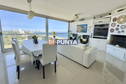 Playa Mansa, apartamento en venta 4 dormitorios