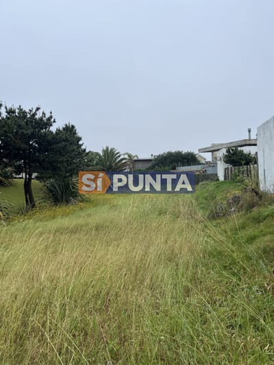 Venta de Terreno en Montoya a 50 mts del Mar.