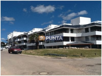 Venta y alquiler apartamento en esturion de Montoya 2 dormitorios
