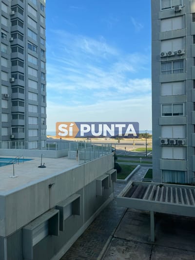 Apartamento en Edifciio Torres del plata , Playa Brava , 1 dormitorio