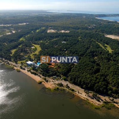 Terreno en Club del Lago Punta Ballena