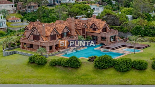 Vendemos casa primera línea al mar, playa mansa Punta del Este
