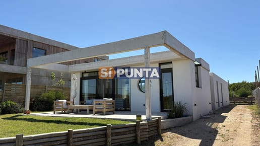 Casa 3 dormitorios en Alquiler de Temporada, Manantiales, 50 mts del mar