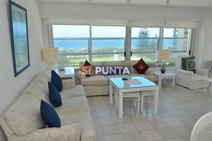 APARTAMENTO CON EXCELENTES SERVICIOS