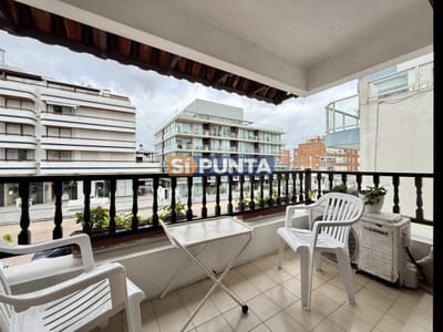 Apartamento en venta en Centro Lafayette sobre la emblemática calle 24 en pleno corazón de Punta del Este