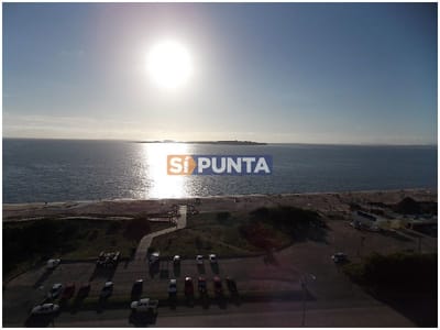 Apartamento en playa mansa