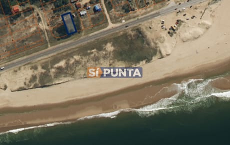 Terreno en Primera Linea con Vista al Mar en Santa Monica