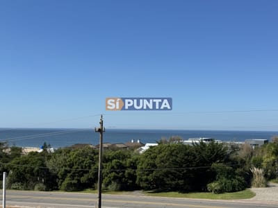 Terreno en altura con vista al mar en el Chorro