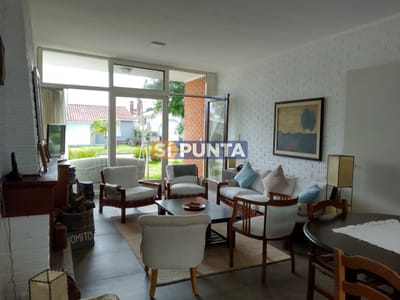 Casa de 3 dormitorios en Playa Mansa