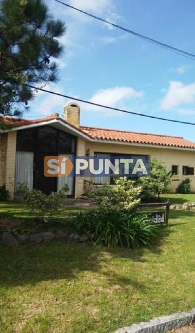 Casa en alquiler Playa Mansa
