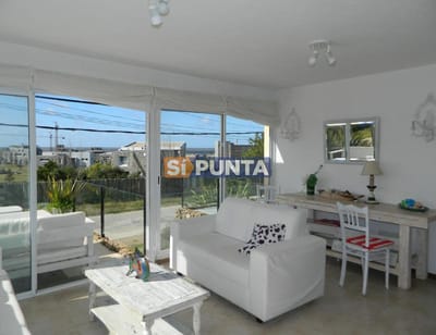 Apartamento de 3 dormitorios en Manantiales
