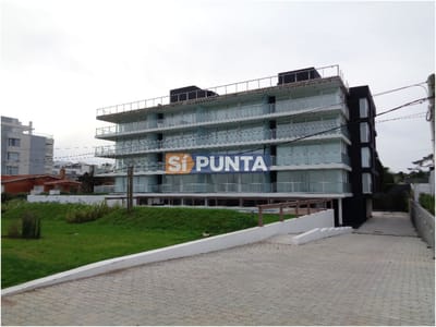FRENTE AL MAR, 3 DORMITORIOS, 2 BAÑOS,  EN VENTA , PUNTA DEL ESTE
