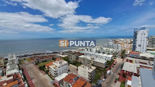 Apartamento de dos dormitorio mas servicio en Punta del Este,