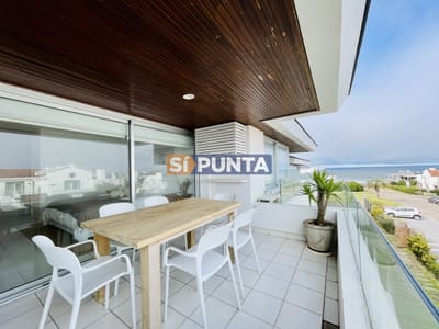 Alquiler temporario de apartamento penthouse de tres dormitorios en Playa Montoya, La Barra