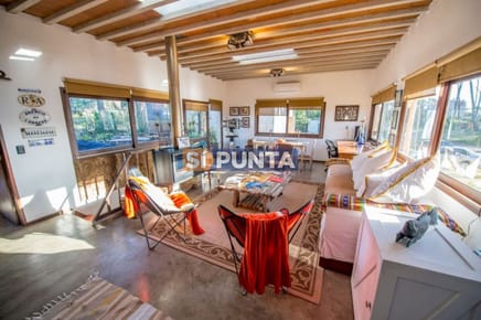 hermosa casa en Punta Ballena