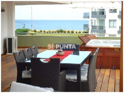 Apartamento en Playa Mansa