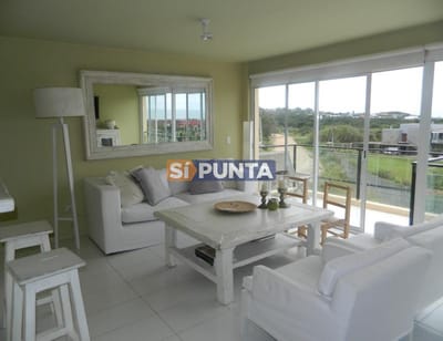 Apartamento de 3 dormitorios en alquiler Manantiales