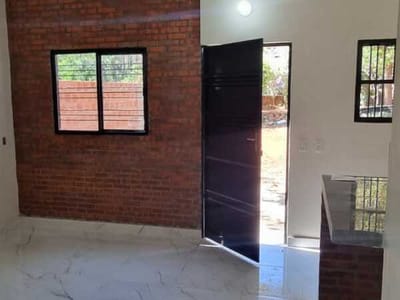 VENDO CHALET A ESTRENAR EN LUQUE