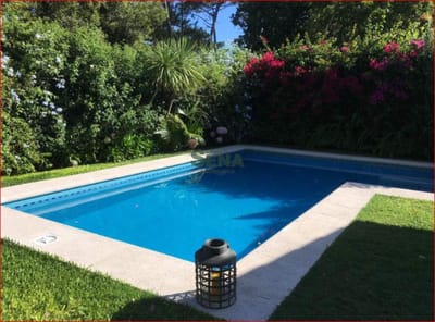 Alquiler de casa en la mansa, 4 dormitorios, 3 baño, piscina, cerca del mar.