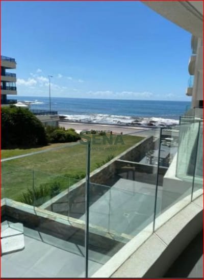 Venta de apartamento en la Peninsula, nuevo a extrenar, 1dormitorio, 1 baño, living, comedor, cocina, estacionamiento, piscina, gran vista al mar.