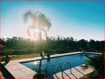 Venta de chacra en Aigua, son 2 hectareas, con casa, piscina, precioso lugar.