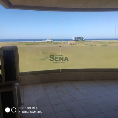 Alquiler Y Venta En La Mansa, 2 Dormitorios, 3 Baños, Piscina, Frente Al Mar.