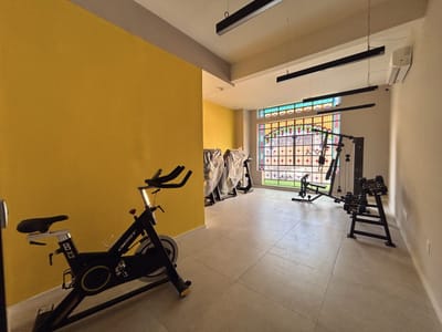 Alquiler apartamento a estrenar de 1 dormitorio con patio y garage en cordon