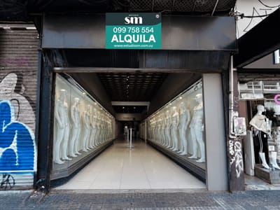 alquiler local comercial sobre 18 de Julio. Cordón