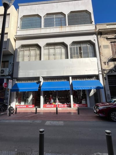 Venta local comercial padrón único en Ciudad Vieja