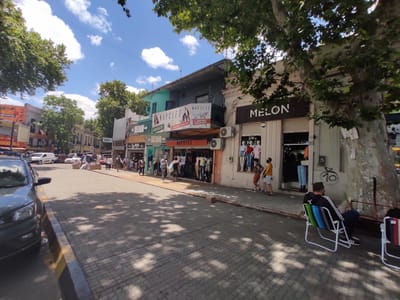 Venta local comercial en Arenal Grande