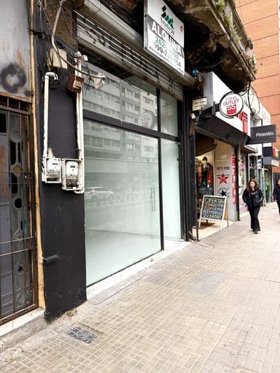 VENTA LOCAL COMERCIAL 200 mts 2 en 18 de Julio Cordón.