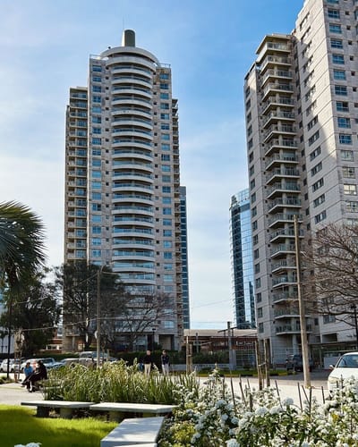 VENTA - APARTAMENTO TORRES NÁUTICAS - 4 DORMITORIOS