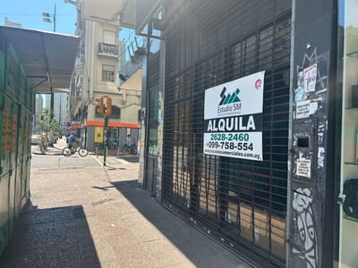 venta local en la mejor cuadra de 18 de julio