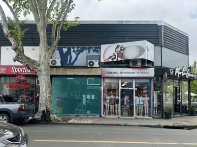 Locales Comerciales en La Comercial