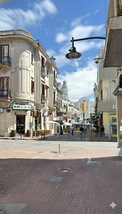 venta con renta  Local comercial alquiler en Ciudad Vieja. Pérez Castellano