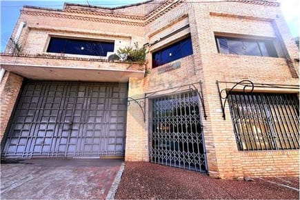 Tinglado + Show Room + Oficinas en Lambaré