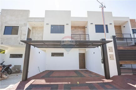 Vendo Duplex a Estrenar en Barrio Palma Loma - Luque 
