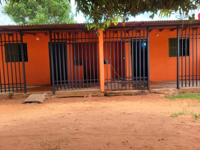 TERRENO EN ITAGUA CON CASA