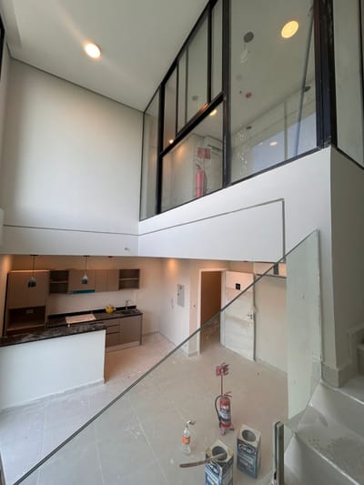 ALQUILO LOFT DOBLE ALTURA A ESTRENAR ZONA SALVADOR DEL MUNDO 