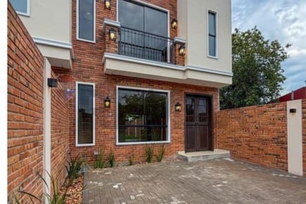 Duplex - Venta - Luque, Central, Paraguay