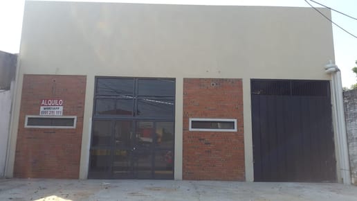 Hermoso Deposito Showroom Y Oficina Sobre Av Calle Ultima Defensores Chaco Lynch