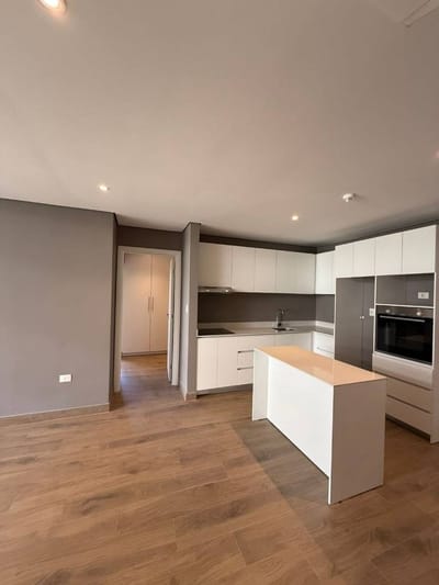 SE VENDE DEPARTAMENTO AMPLIO Y LUMINOSO A ESTRENAR